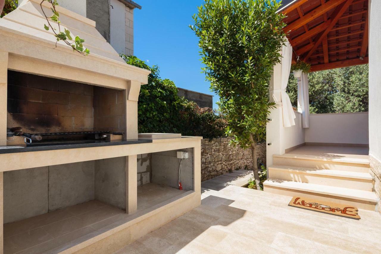 Holiday Home Brac Supetar Exterior foto